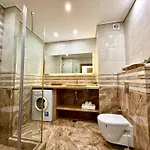 דירה Cosher - Gardenia Palace 11 Free Parking פומורי