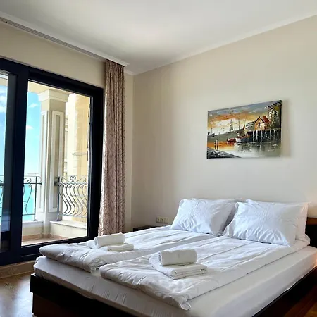 Cosher - Gardenia Palace 11 Free Parking Apartment