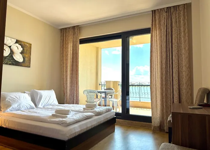 Cosher - Gardenia Palace 11 Free Parking * 帕莫瑞